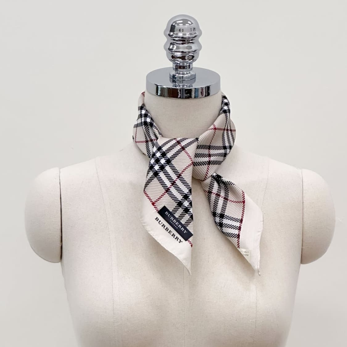 (새상품) burberry / 버버리 코튼 쁘띠스카프 손수건 상품이미지7