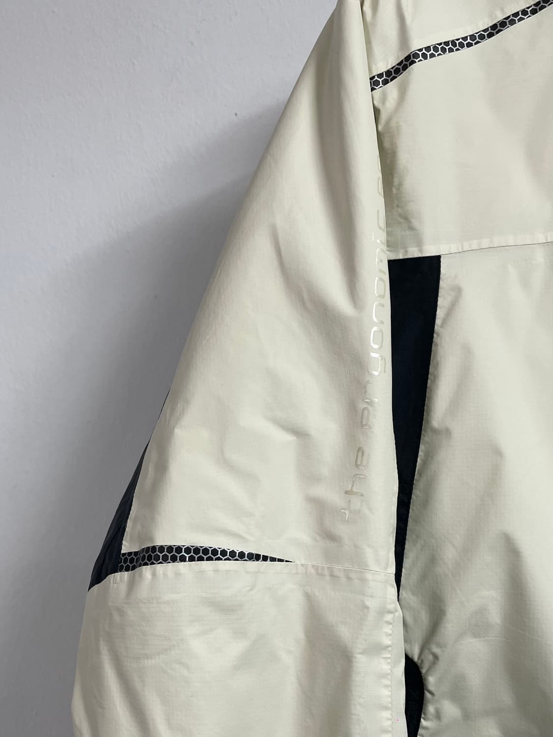 몬츄라 네비스2 바람막이 자켓  (on.95) 상품이미지4