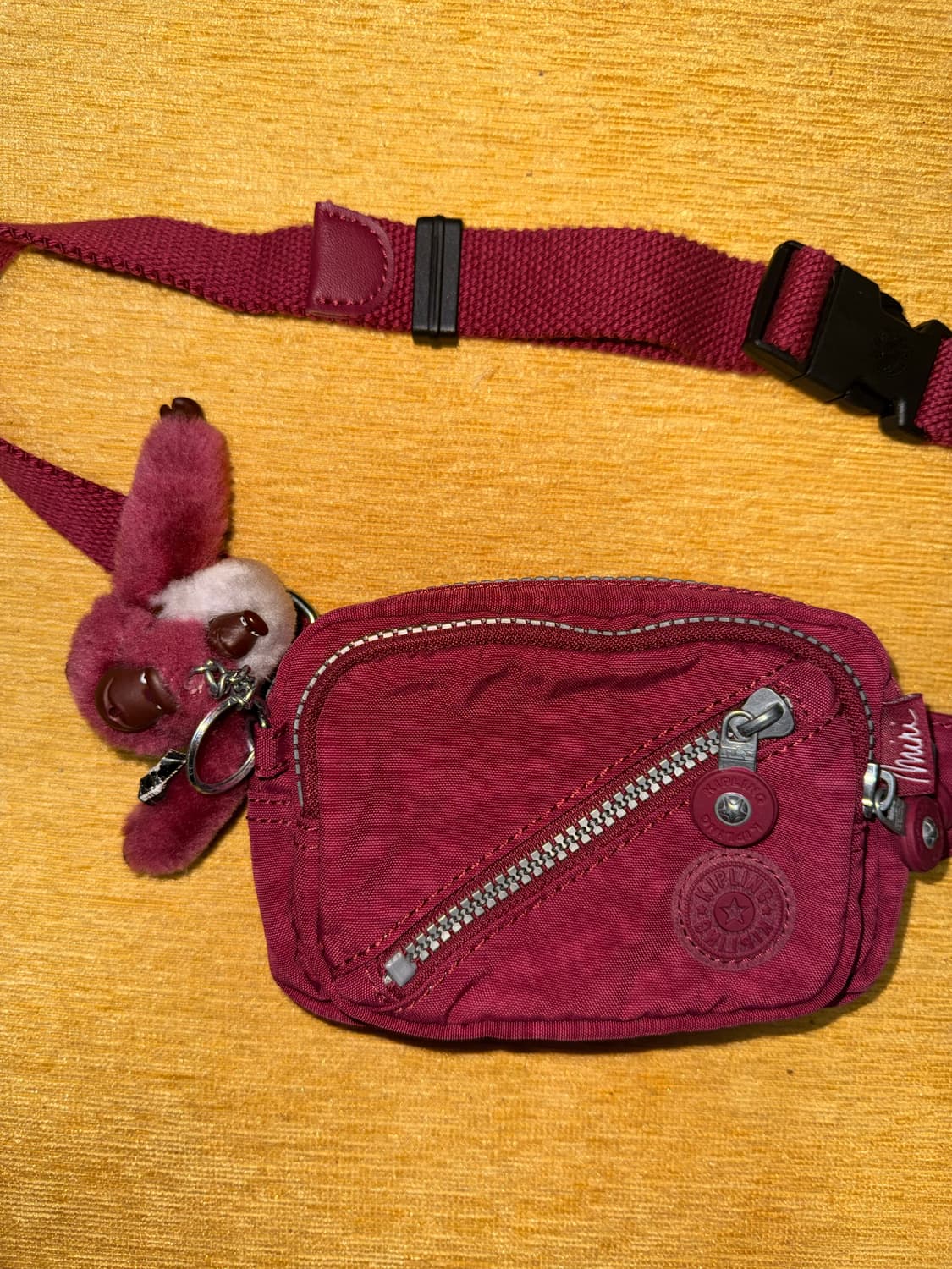 키플링 미니백 + 애기업은 고릴라키링 상품이미지1