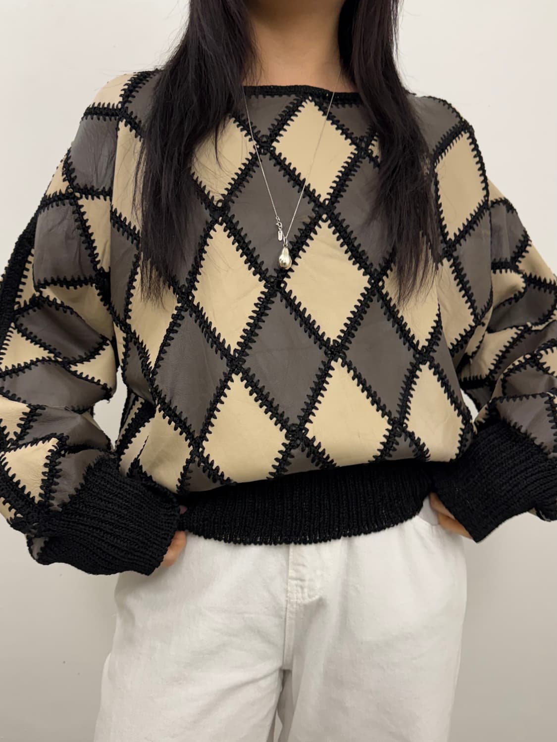 Vintage Handmade Pattern Leather Sweater 상품이미지1