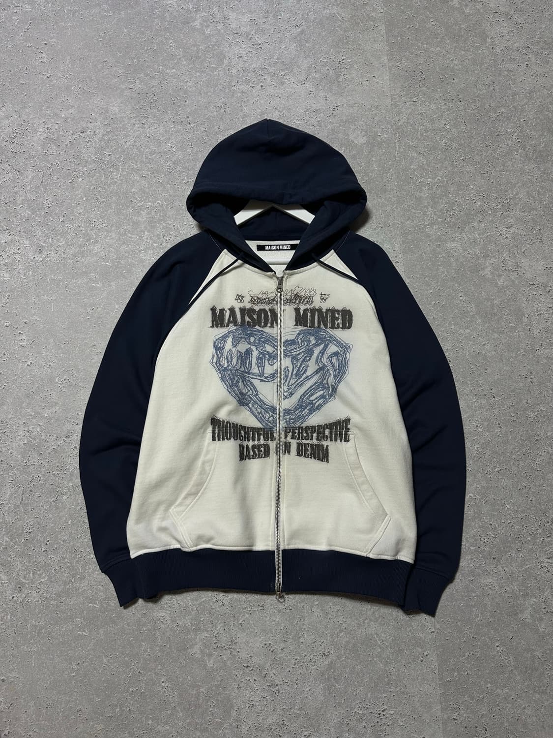 메종미네드 하트 배색 스웻 후드집업 상품이미지2