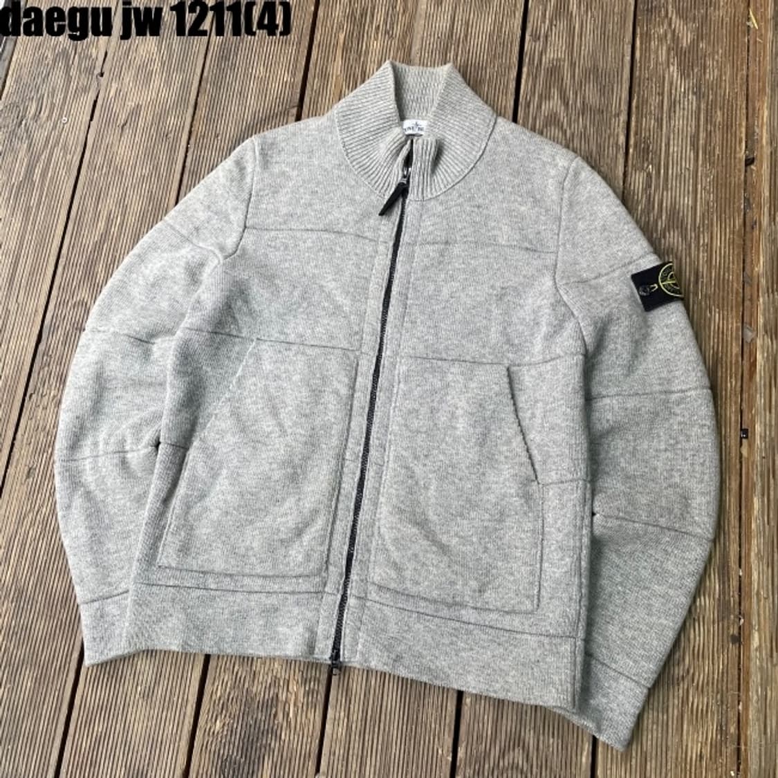 스톤아일랜드 니트집업  상품이미지1