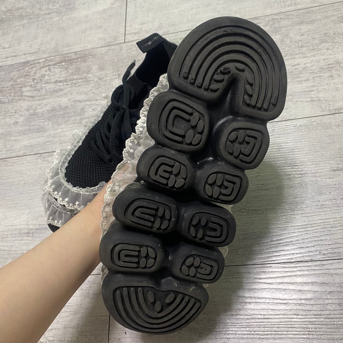 미키오사카베 운동화 상품이미지3