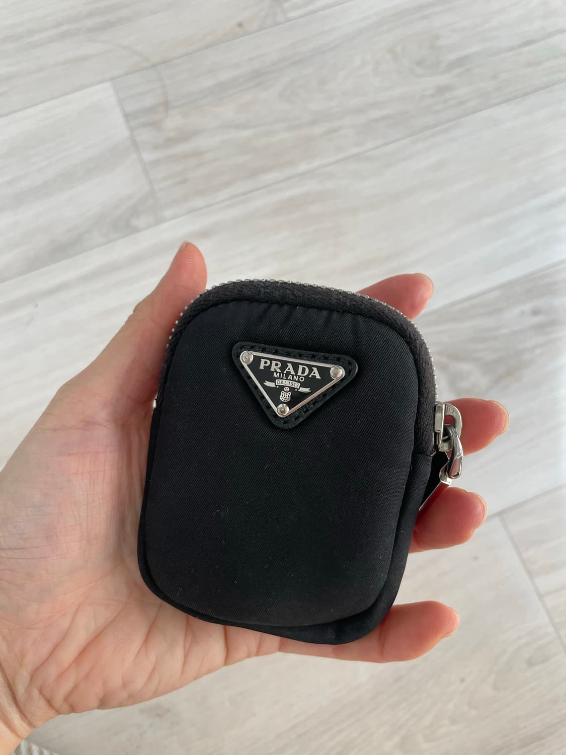 프라다 미니파우치 상품이미지1