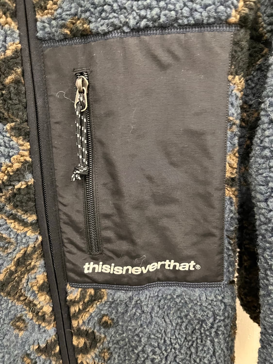 디스이즈네버댓 쉐르파 플리스 XL 상품이미지2