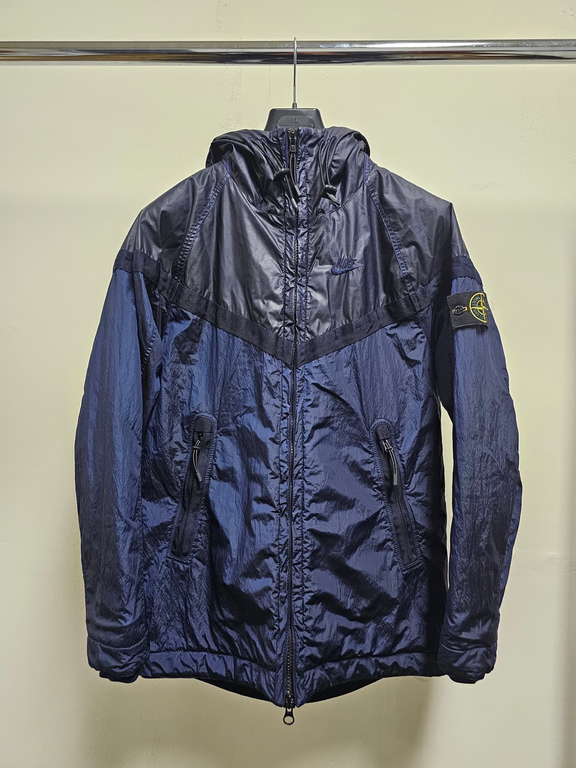 나이키X스톤아일랜드 무솔라고마타 자켓 상품이미지1