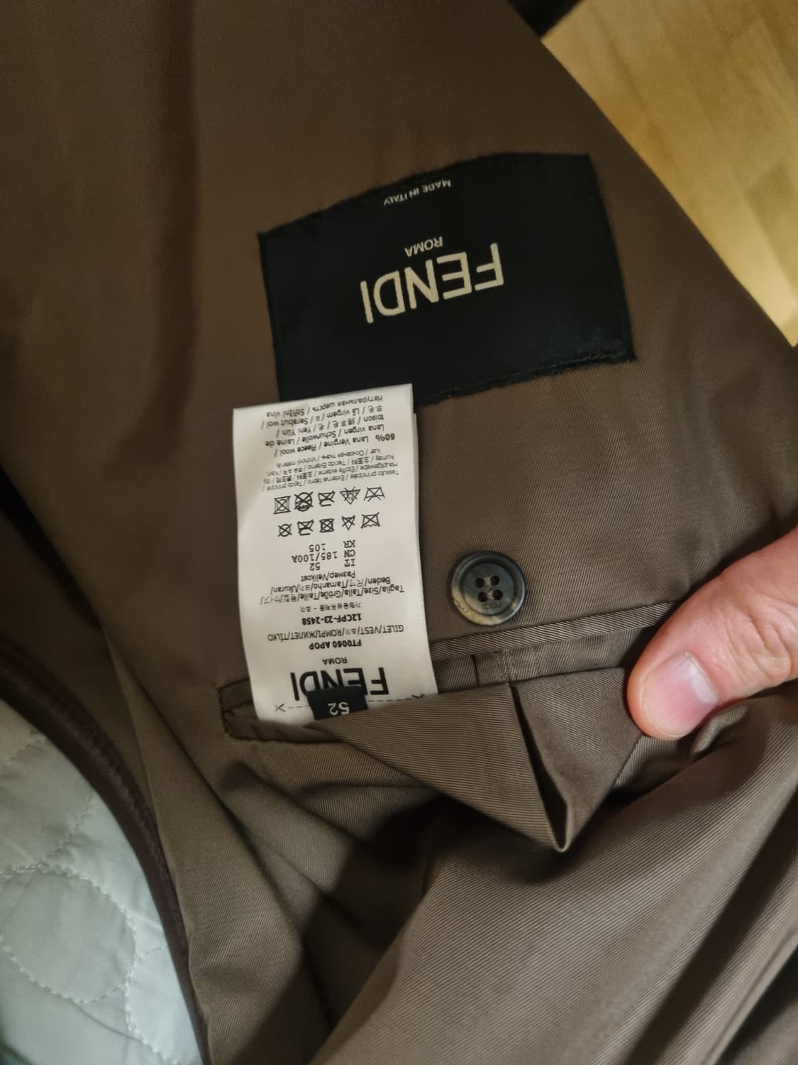 펜디 양가죽 조끼 52사이즈 상품이미지3