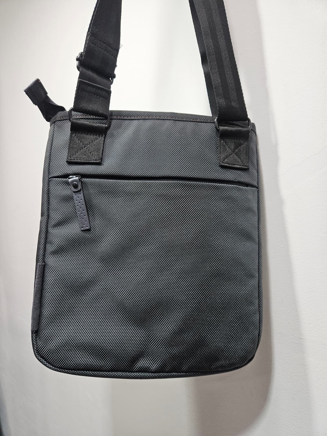 데상트 미니 크로스백  상품이미지7