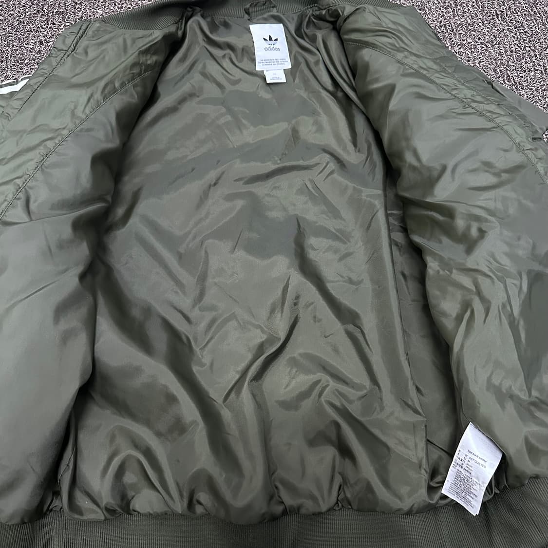 아디다스 퀄팅 패딩 봄버 자켓 카키 M 상품이미지10