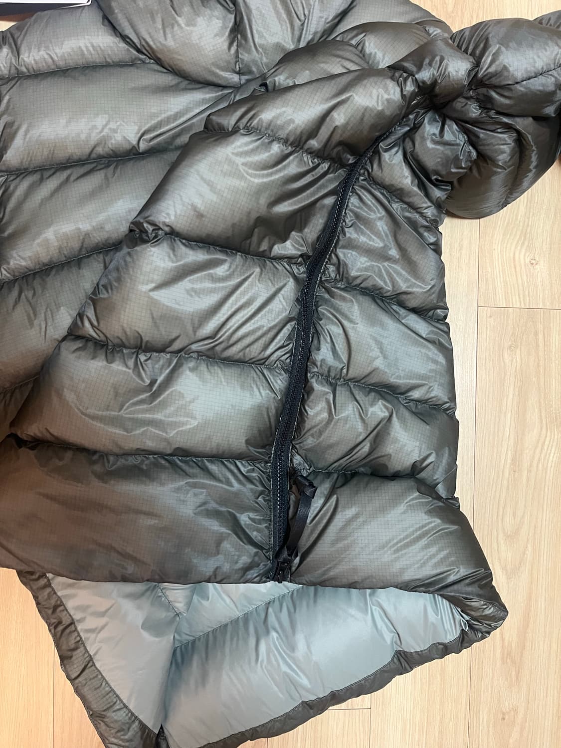 C.P컴퍼니 DD쉘 후드 아노락 다운파카 상품이미지4