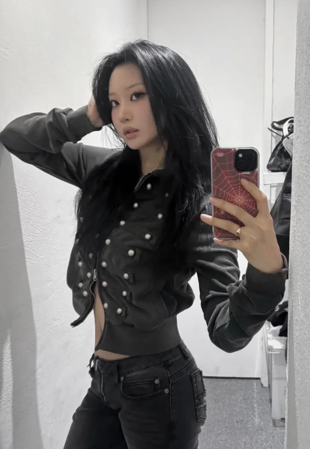 HUSSAR ZIP HOODIE BLACK 상품이미지2