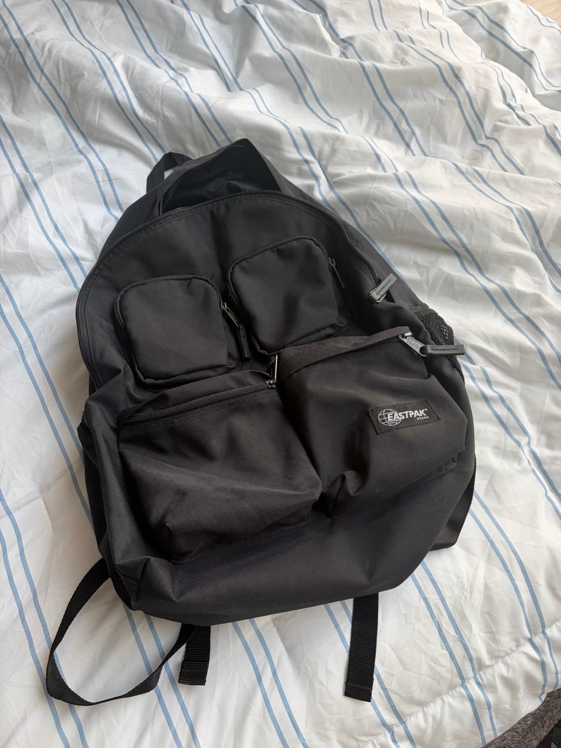 이스트팩 x 빔즈 패커블 백팩 블랙 상품이미지1
