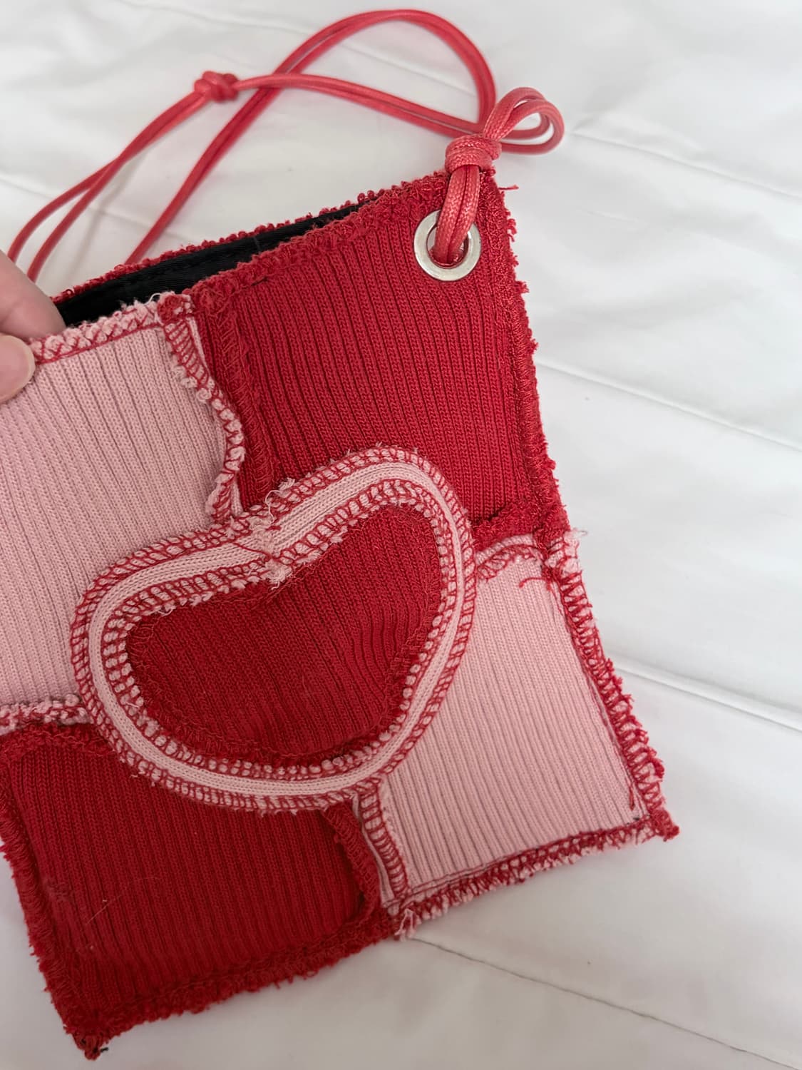핸드메이드 하트 패치 미니 크로스백 상품이미지3