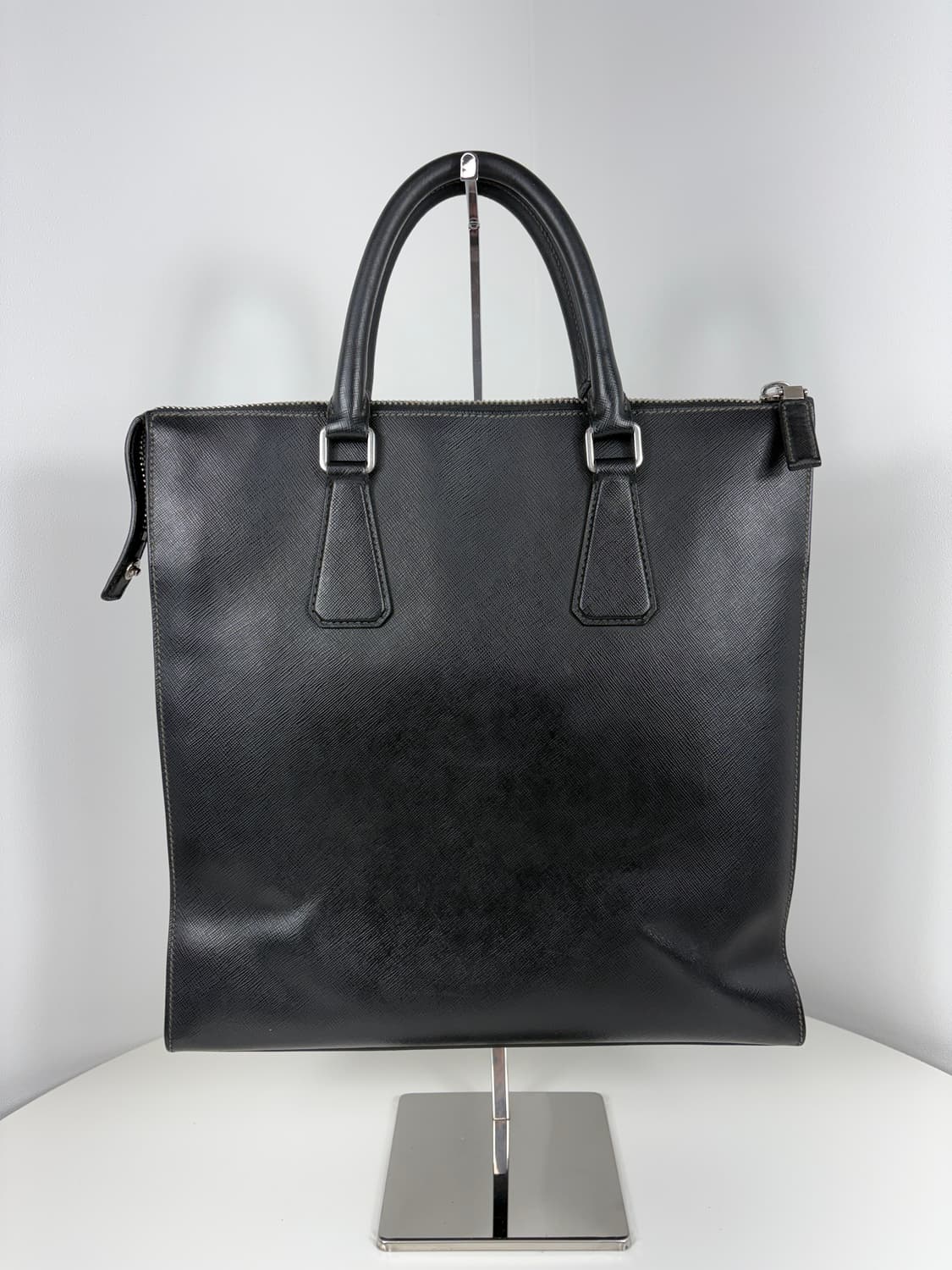 프라다 사피아노 블랙 토트백 상품이미지3