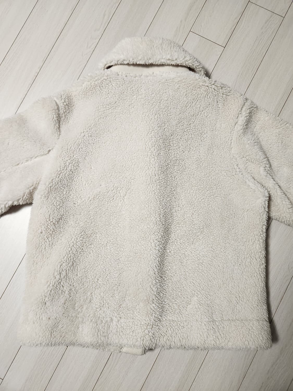 유니클로 여성 카라 플리스 자켓 사이즈L

여러 중고사이트에도 같이 판매 상품이미지7