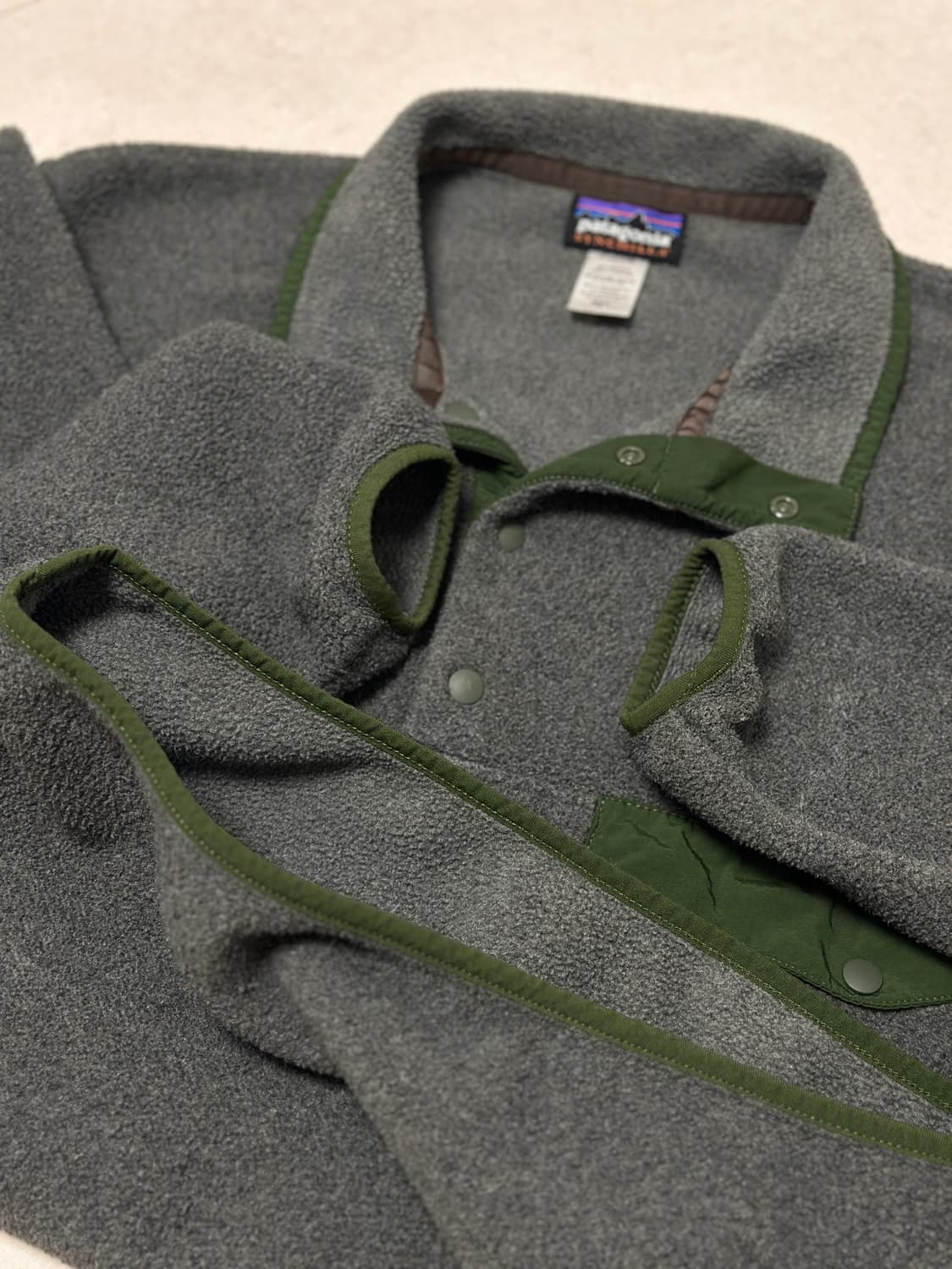 파타고니아 신칠라 그레이 카키 S 상품이미지8