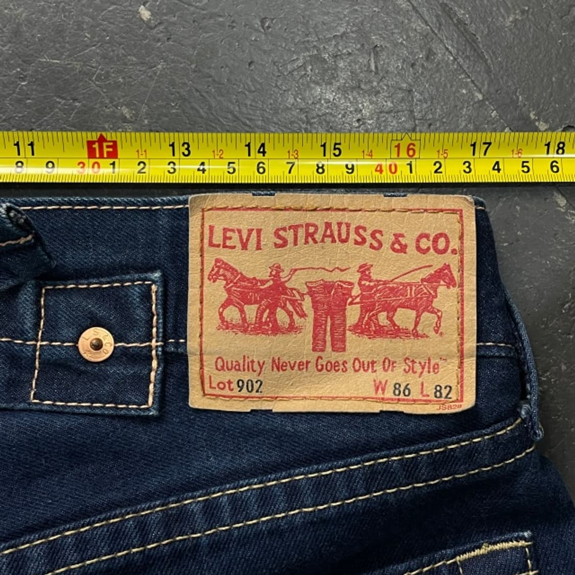 34 리바이스 902 신치백 청바지  상품이미지9