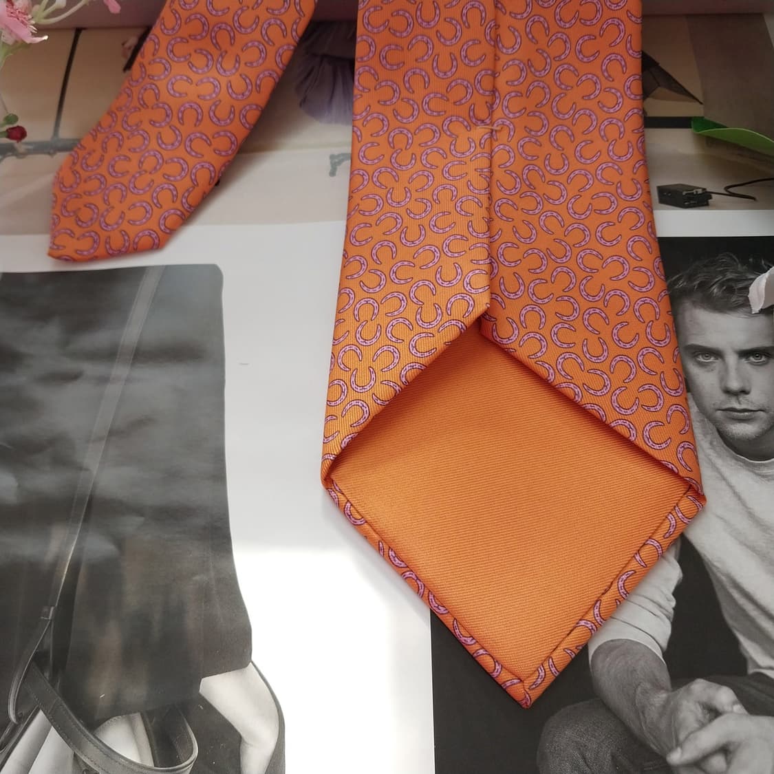에르메스 실크 오렌지 말발굽 넥타이 9.3cm A+~A등급 K1612
 상품이미지7