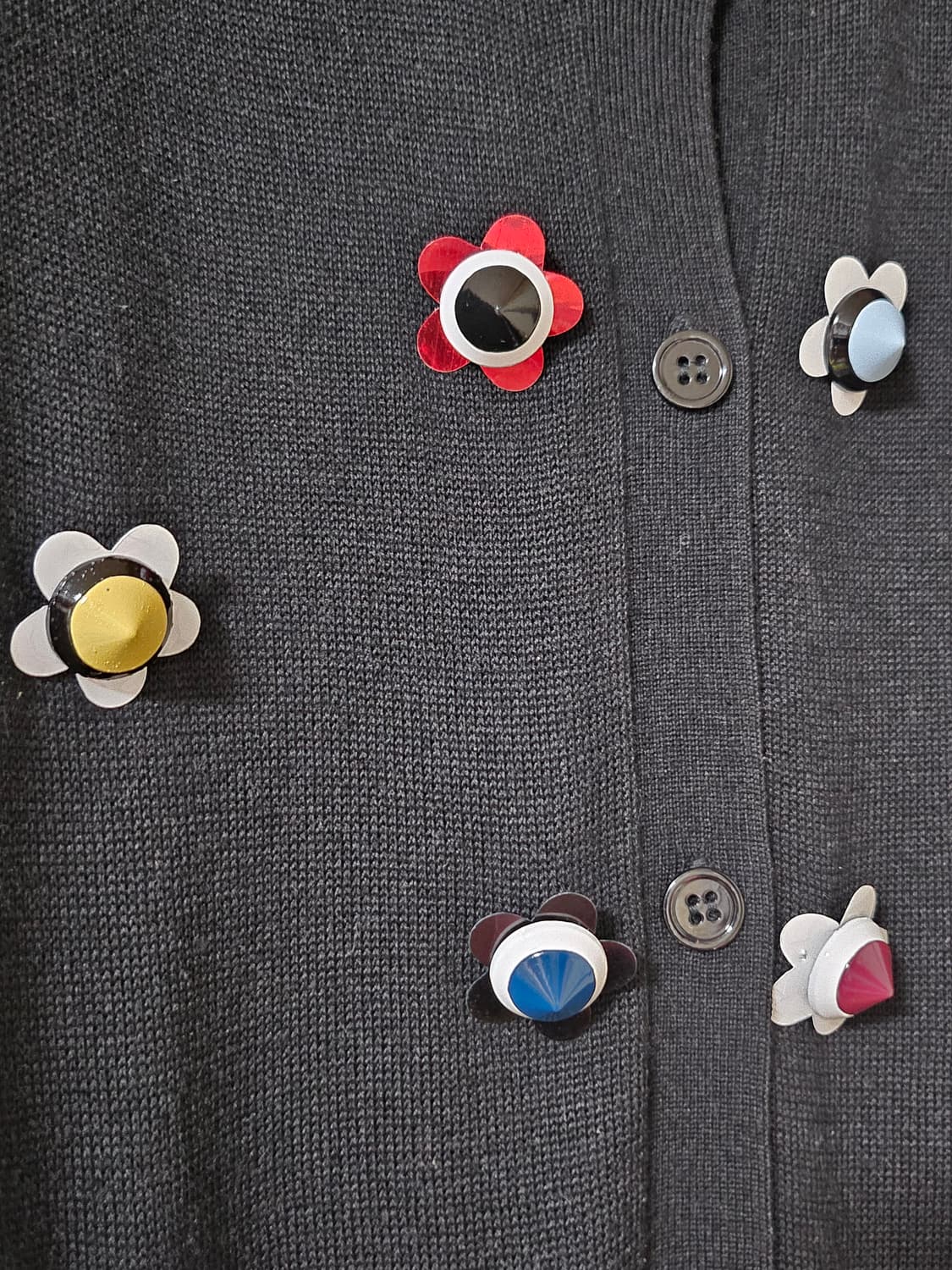 🌸 입체 플라워 아플리케 가디건 FREE | 캐시미어 혼방 · 유니크 상품이미지7