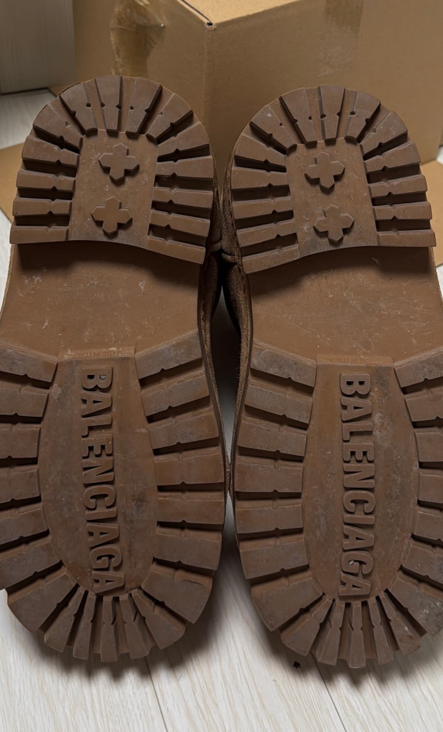 발렌시아가 알래스카 퍼부츠 미드 44 상품이미지7