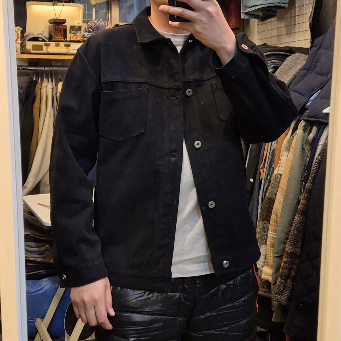 L(착샷잇음) 블랙 면 트러커자켓  상품이미지3