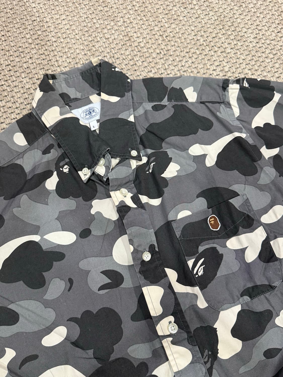 베이프 시티카모 BD 셔츠 L사이즈 상품이미지3