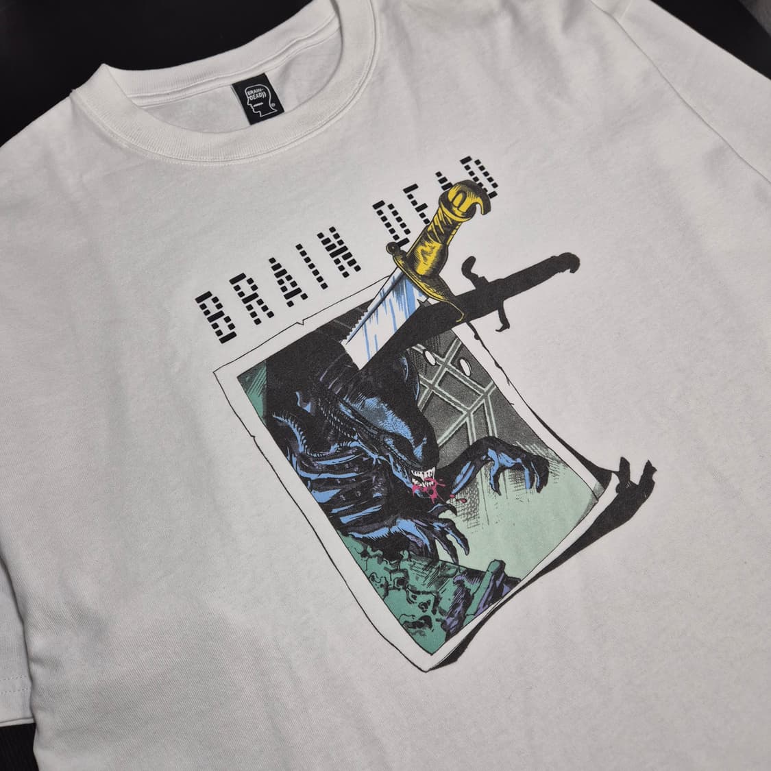 브레인데드 X 에일리언 타겟 프렉티스 L사이즈 반팔티셔츠 상품이미지2