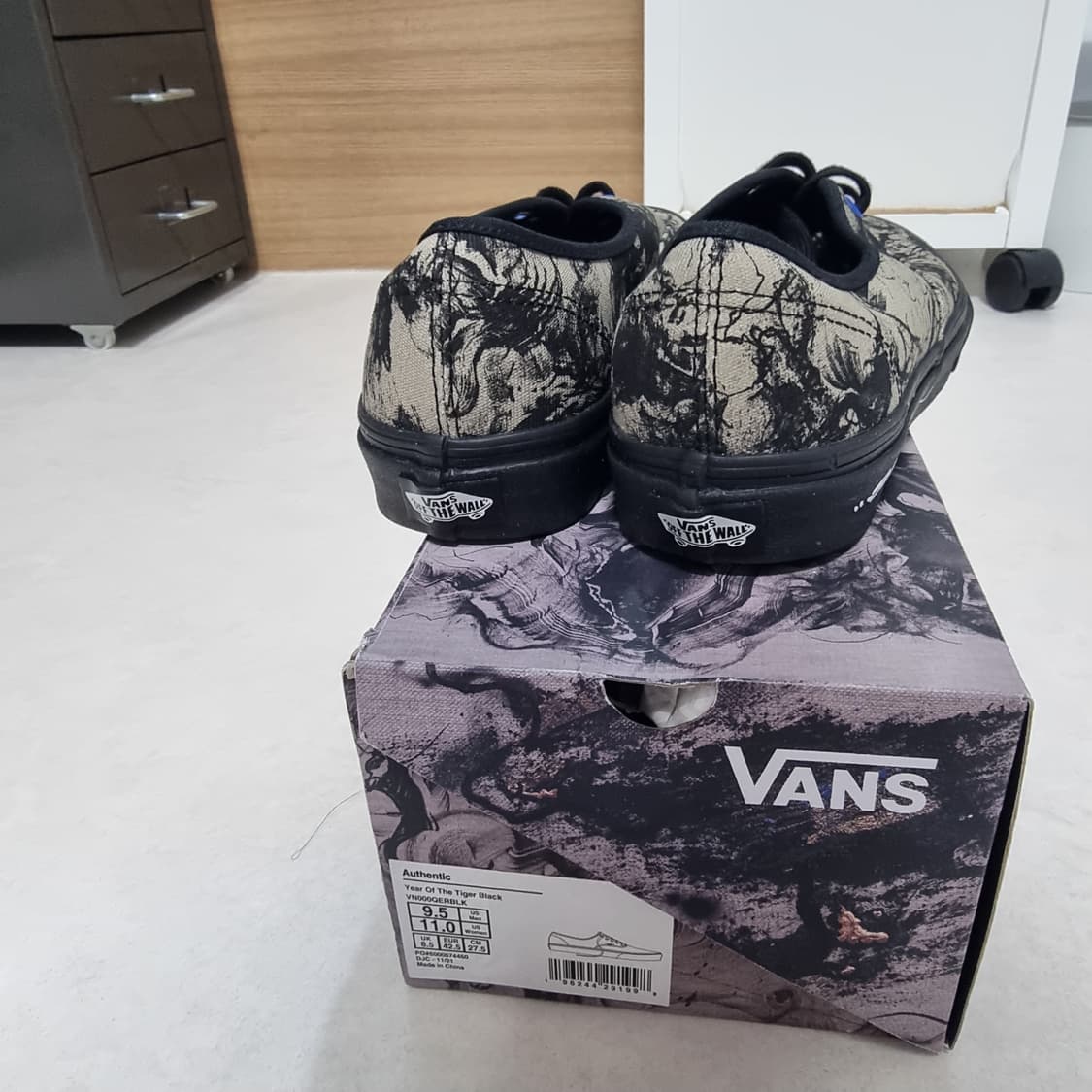 Vans tiger of year authentic  상품이미지7