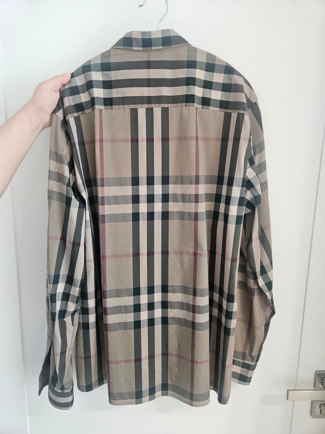 버버리셔츠판매한다 사이즈 105~110 상품이미지2