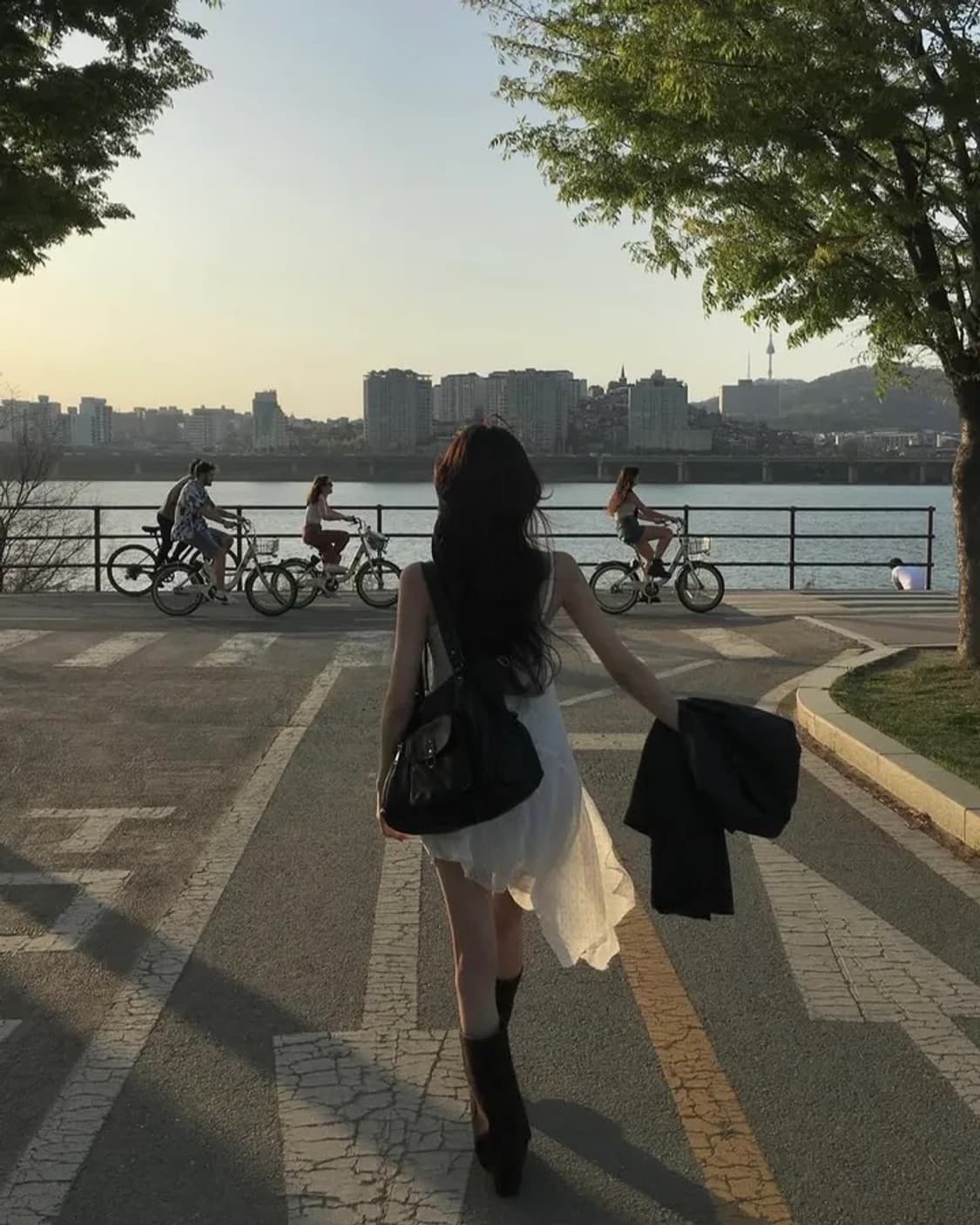 Soand 언발란스 도트 쉬폰 원피스 상품이미지3