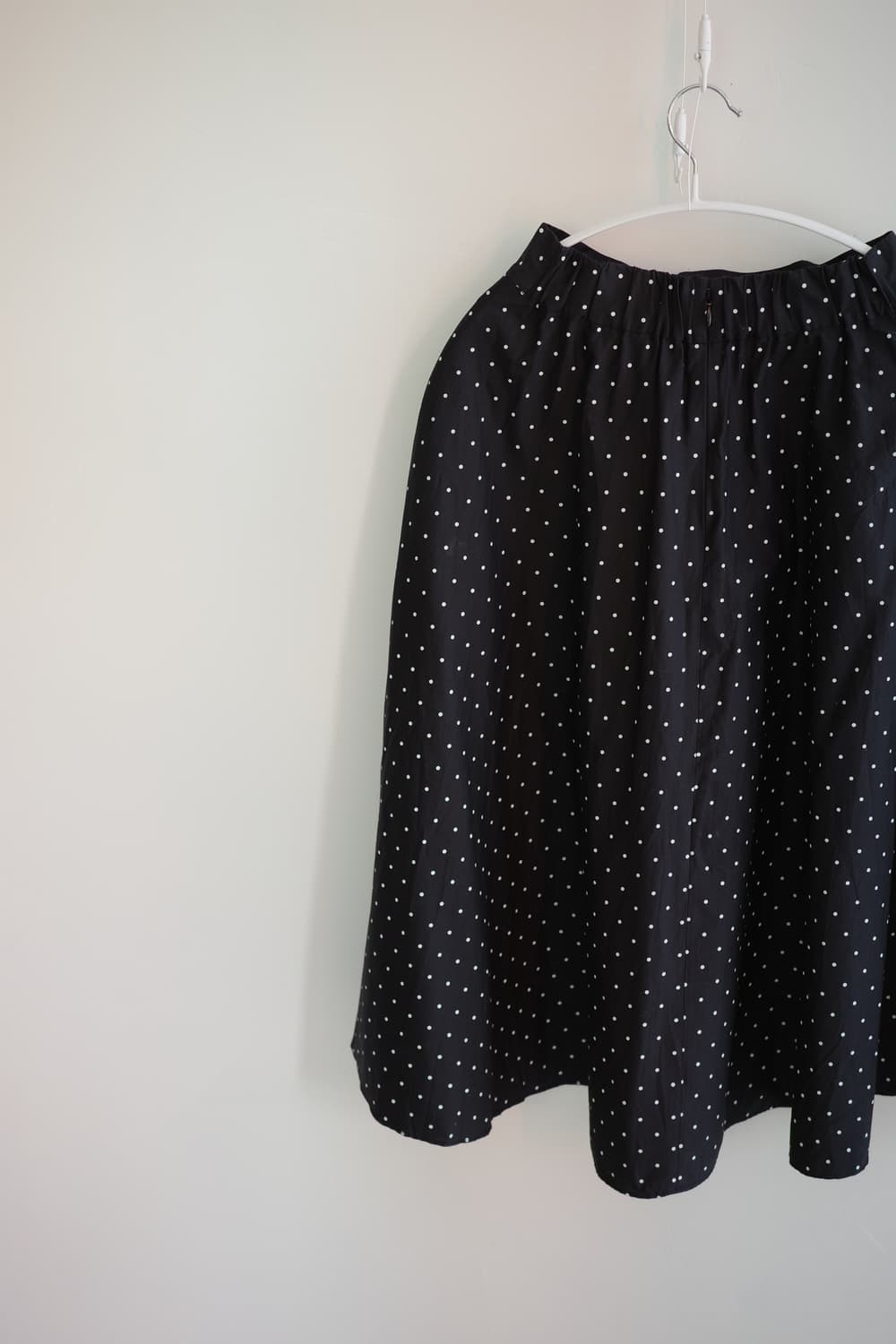 unique 
• 블랙 플리츠 도트 스커트 상품이미지6