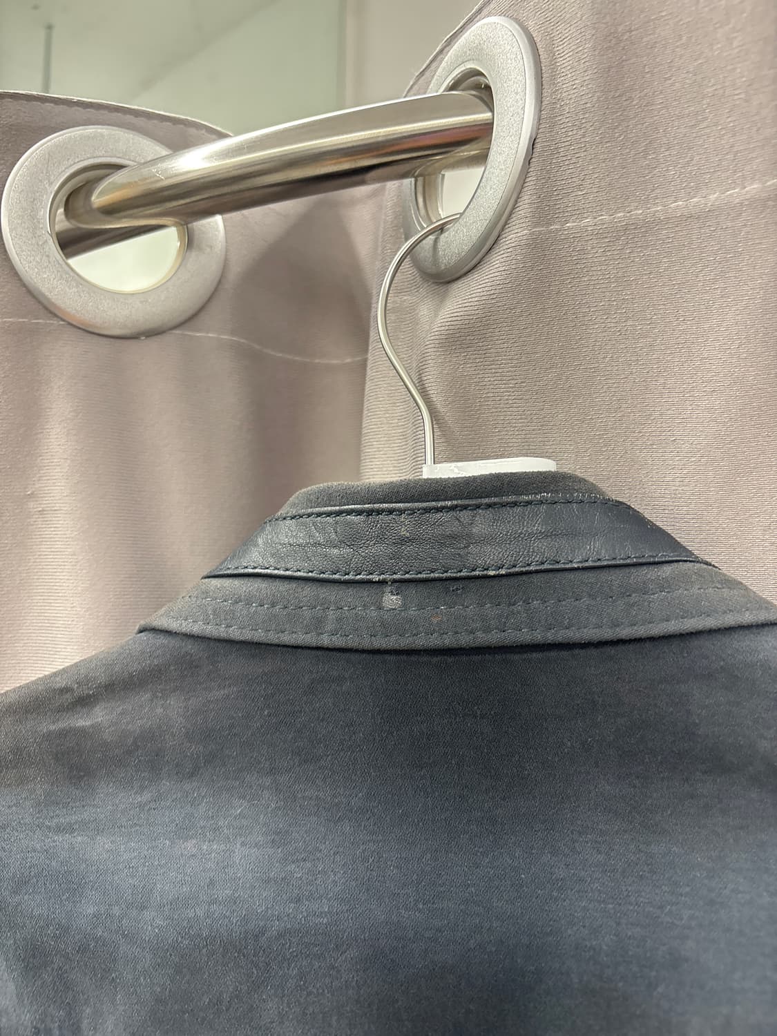 골드네이비 레더소매 코튼자켓 상품이미지5