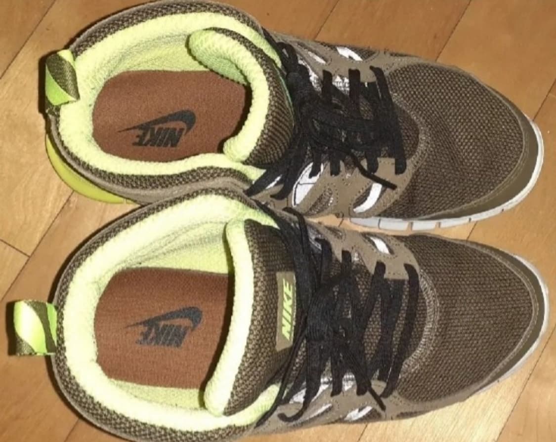 나이키 프리런2 스니커부츠 브라운 볼트 270 상품이미지4