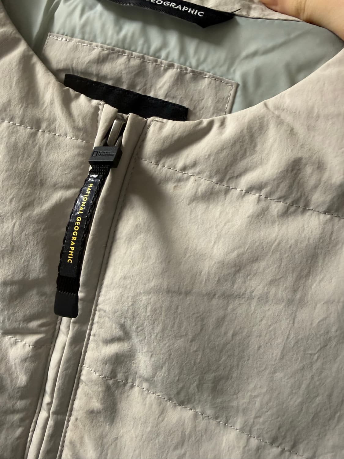 네셔널지오그래픽 경량 패딩 상품이미지3