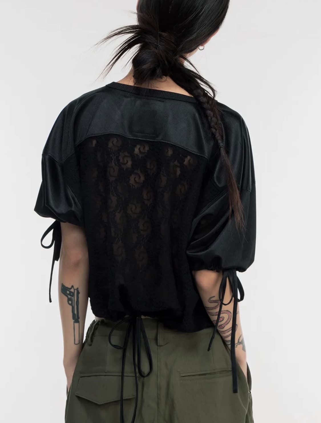 김미더영 G_FOOTBALL LACE T_SHIRT / BLACK 상품이미지1