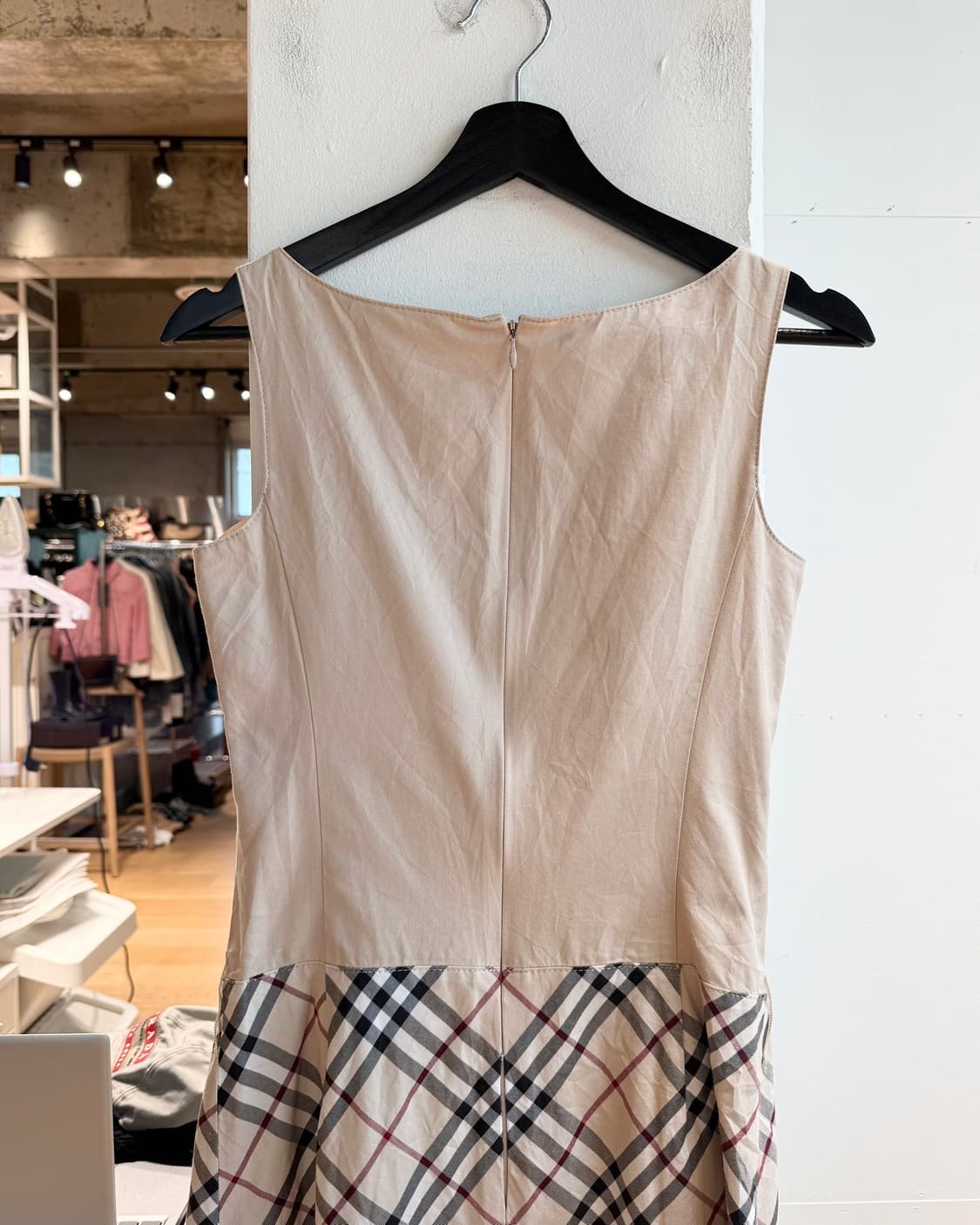 버버리 블루라벨 브라운 노바체크 슬리브리스 원피스  상품이미지5