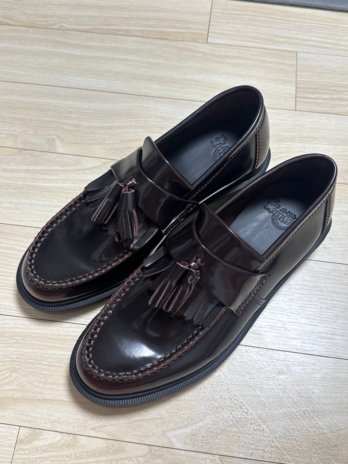 닥터마틴 아드리안 아카디아 레더 로퍼 체리레드 270 상품이미지1