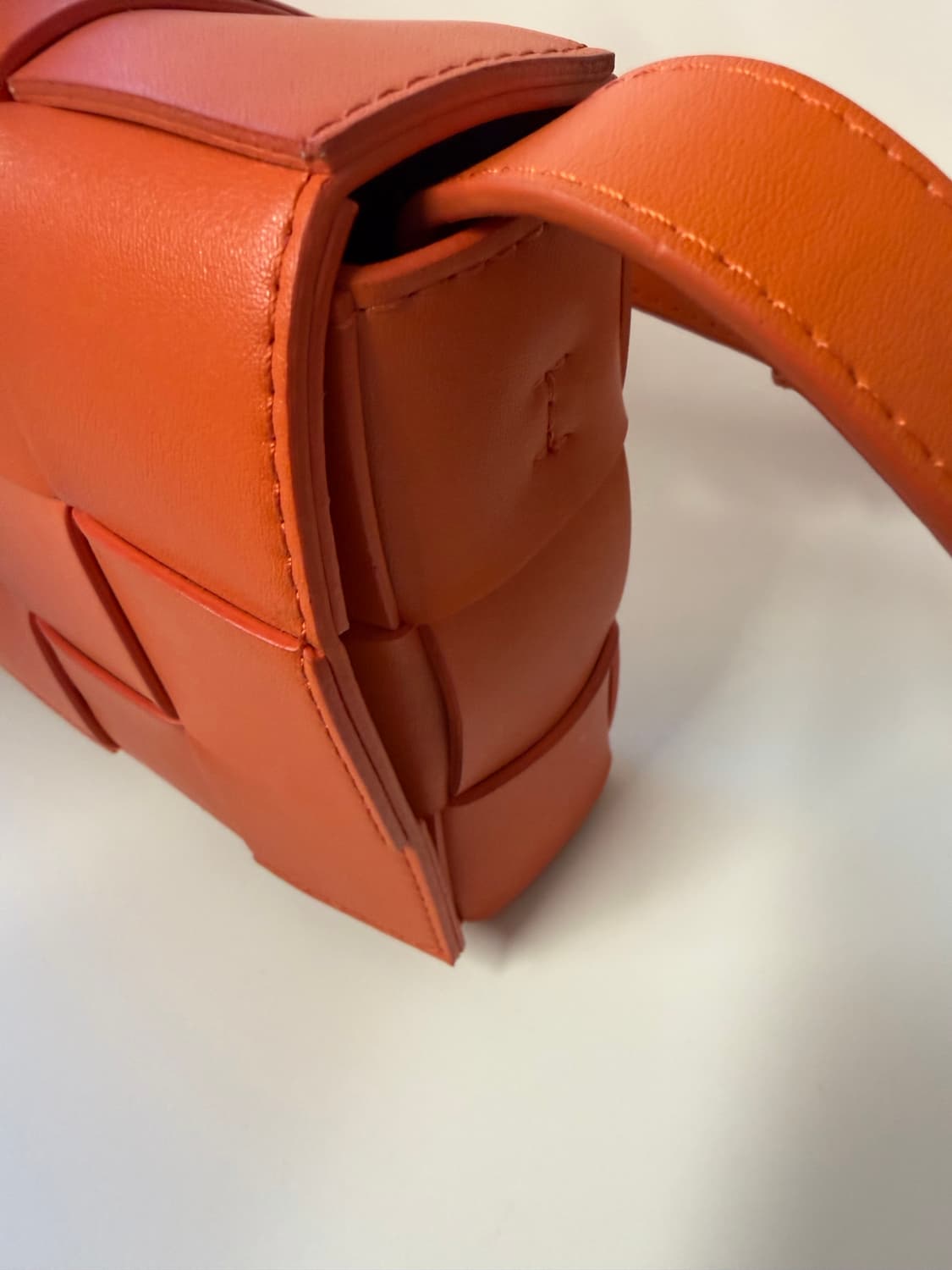 김나영 아르코 미니백 오렌지  상품이미지3