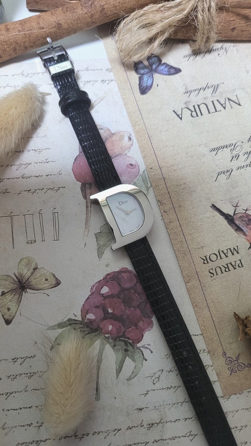 [특가상품] 정품 디올 심플리 디올 쿼츠시계 상품이미지4