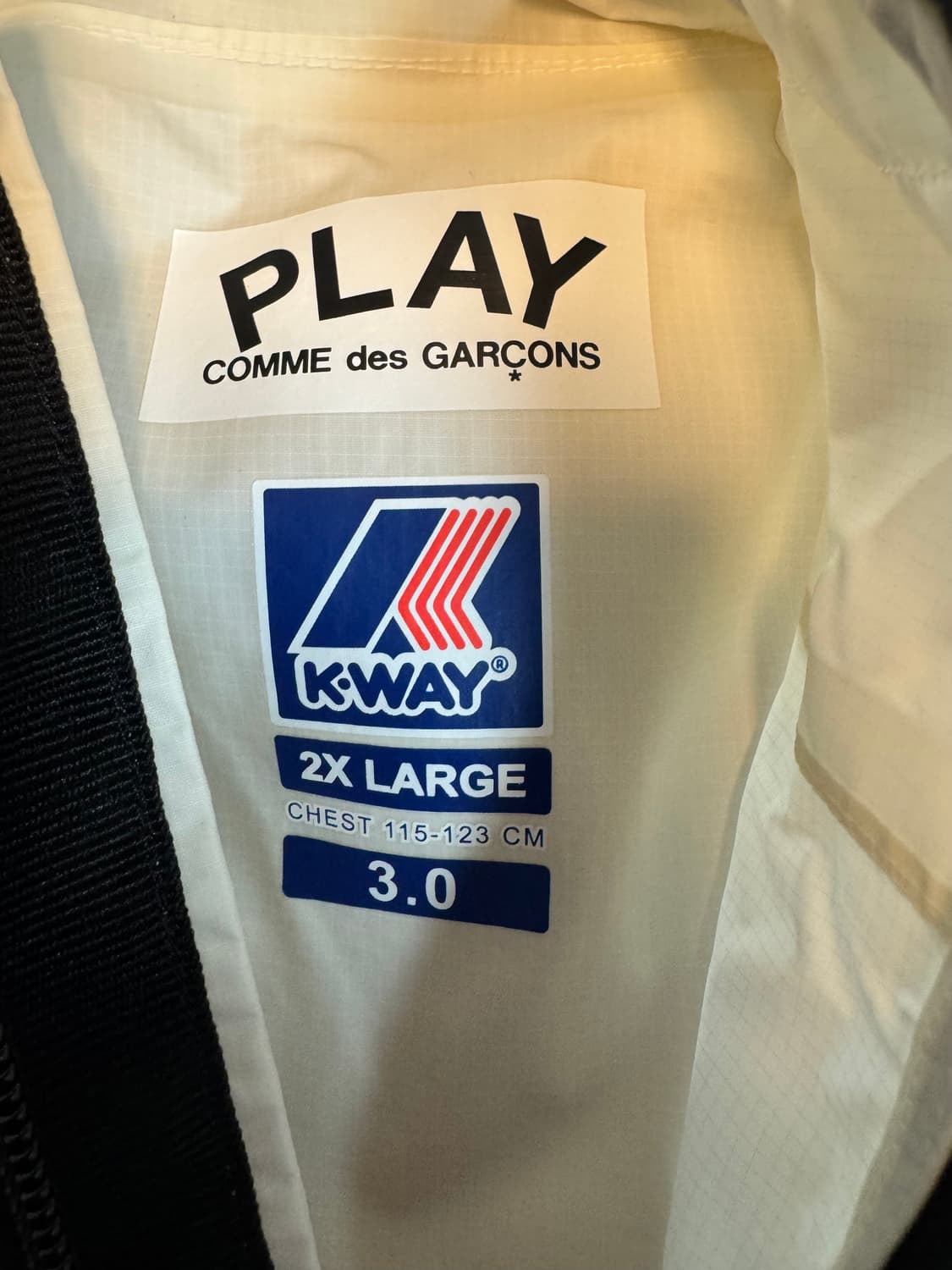 꼼데가르송 X 까웨 후드 레인 자켓 2XL 상품이미지2