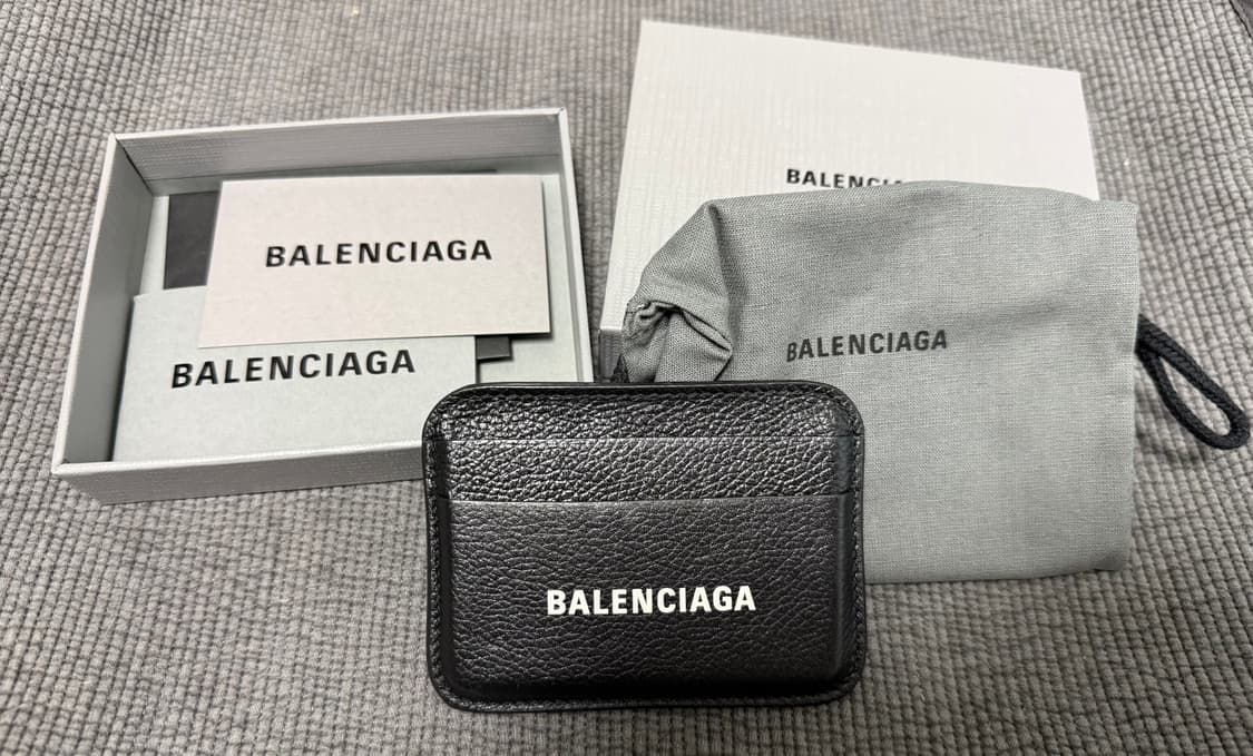 발렌시아가 지갑 상품이미지1