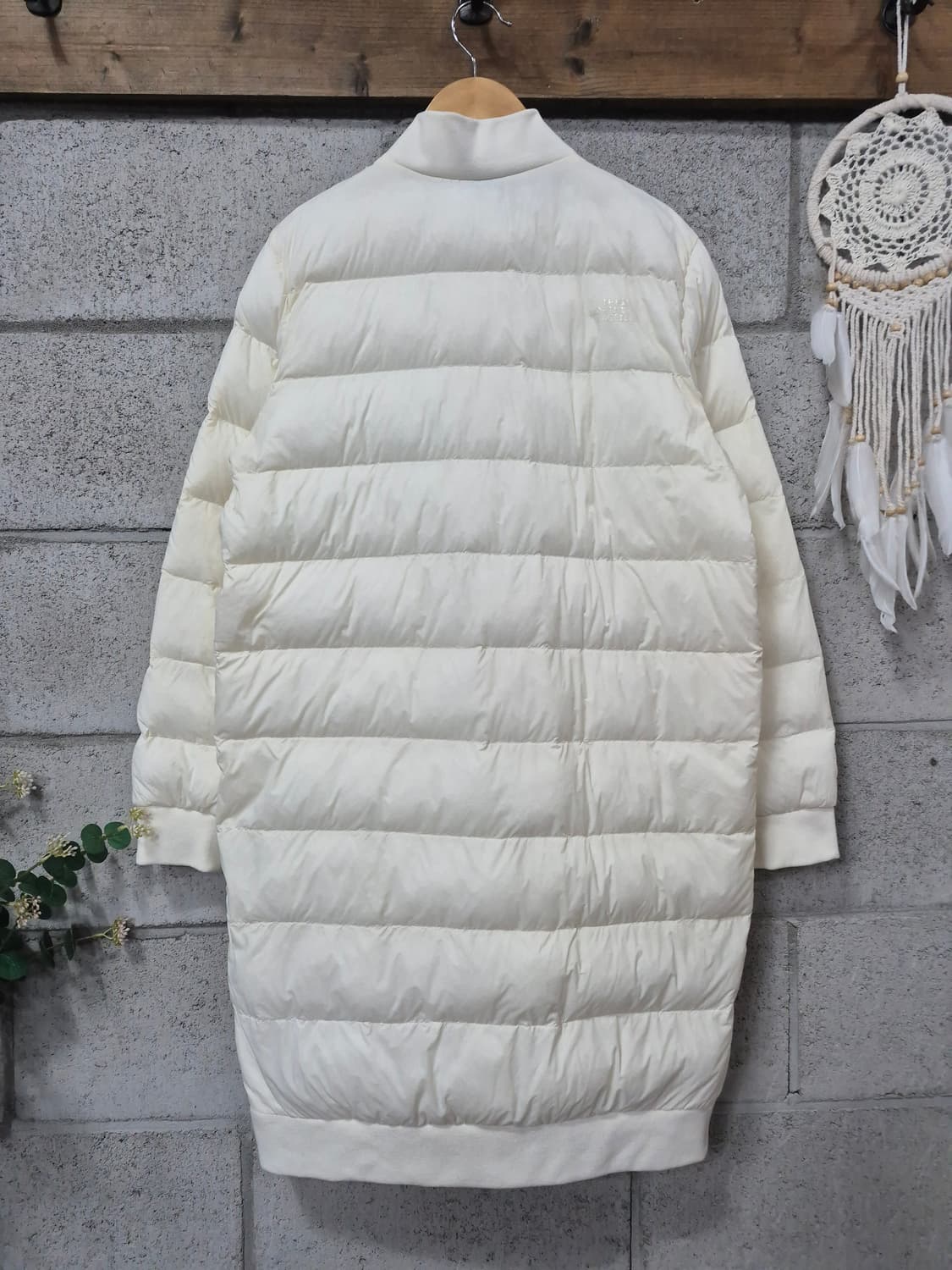 노스페이스 경량 롱패딩 여성 ( 새상품) 상품이미지4