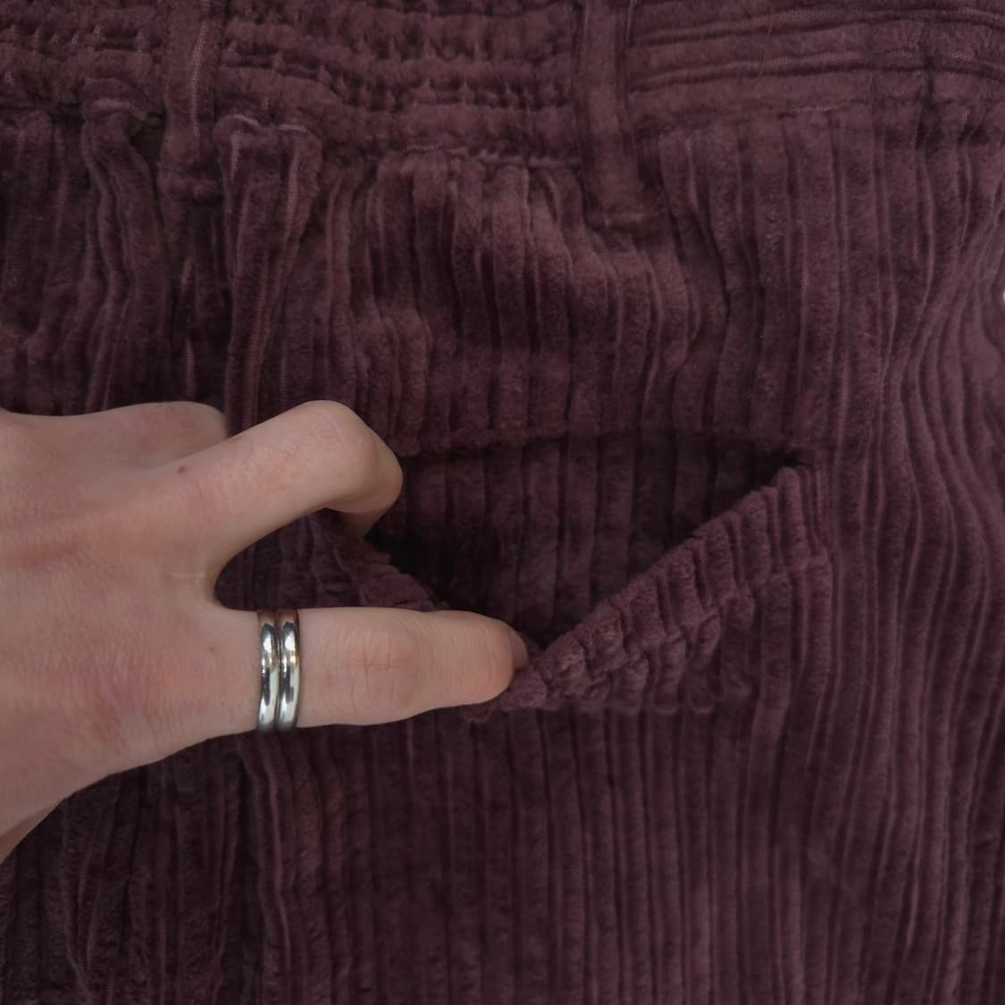다크퍼플 코듀로이 버튼 H라인 롱스커트 상품이미지7