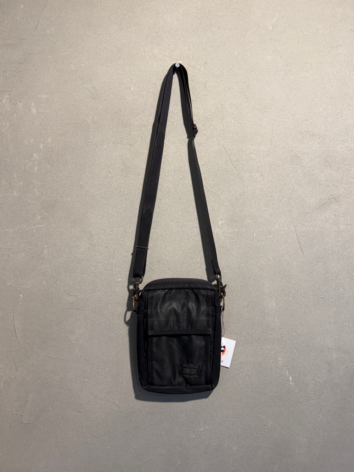 요시다포터 미니 크로스백 상품이미지1