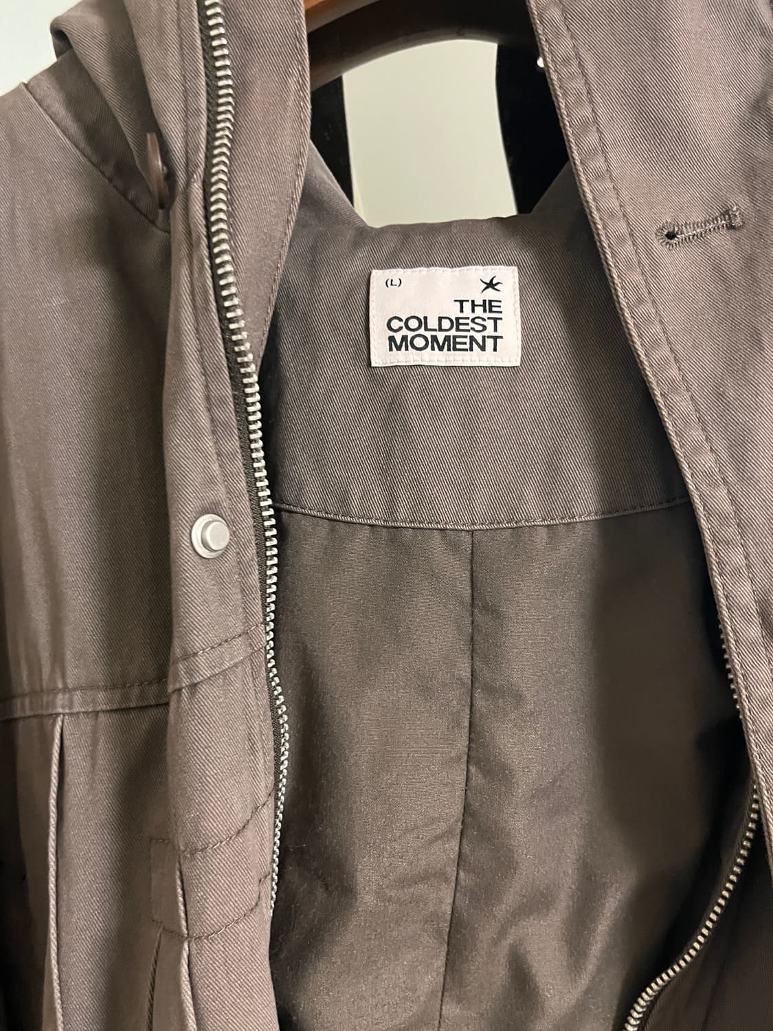 더콜디스트모먼트 피쉬테일 자켓 상품이미지3