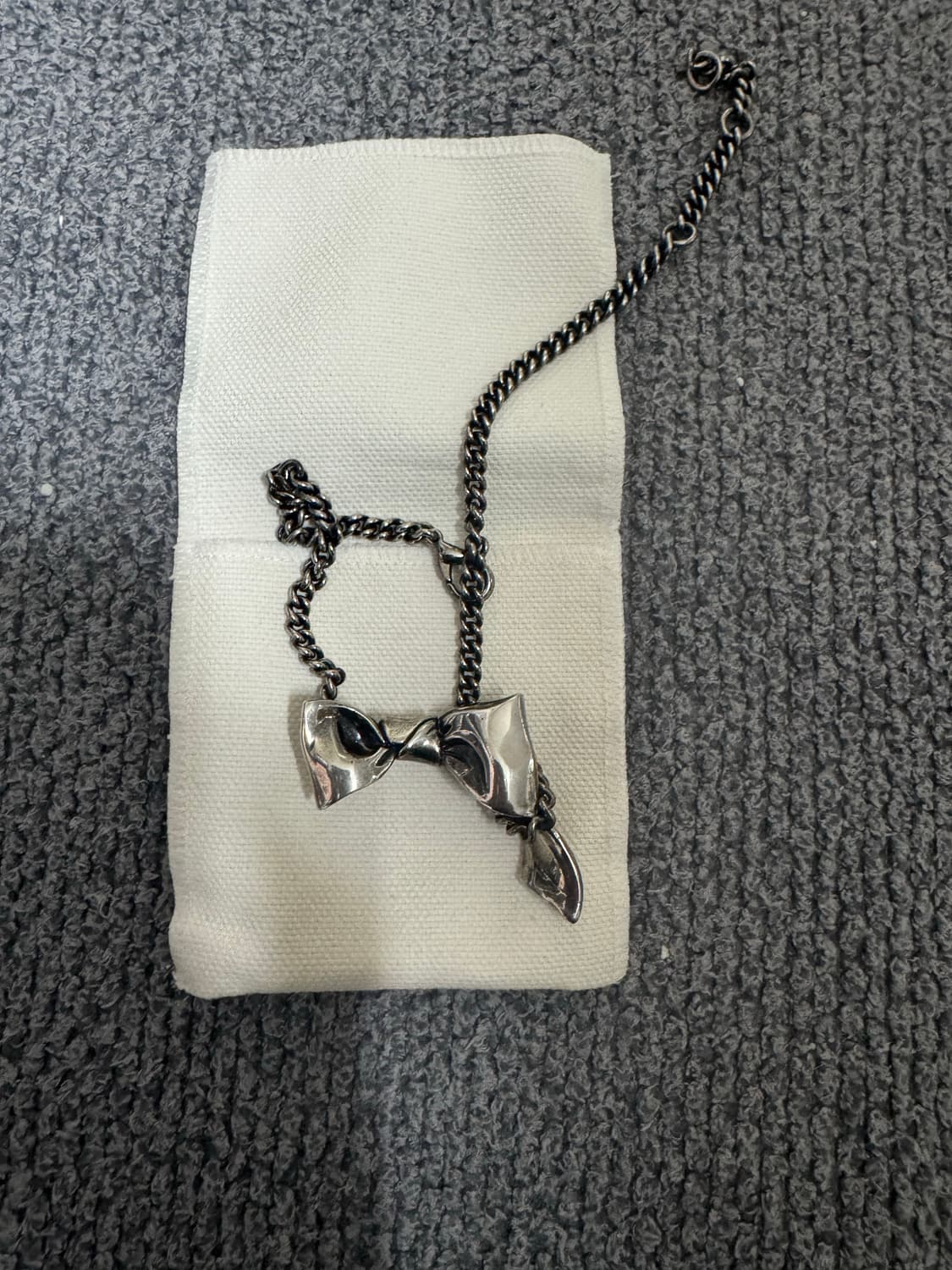 아크네 스튜디오 네크리스 상품이미지1