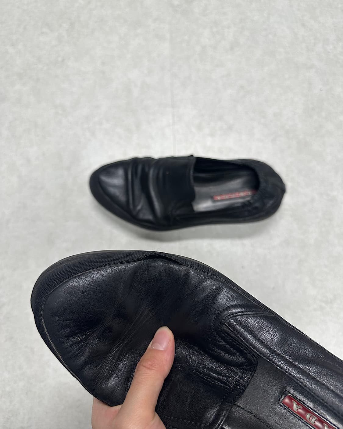 Prada leather slip-on 상품이미지7