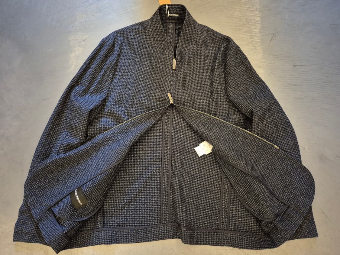 엠포리오 아르마니 짚업 자켓 상품이미지2