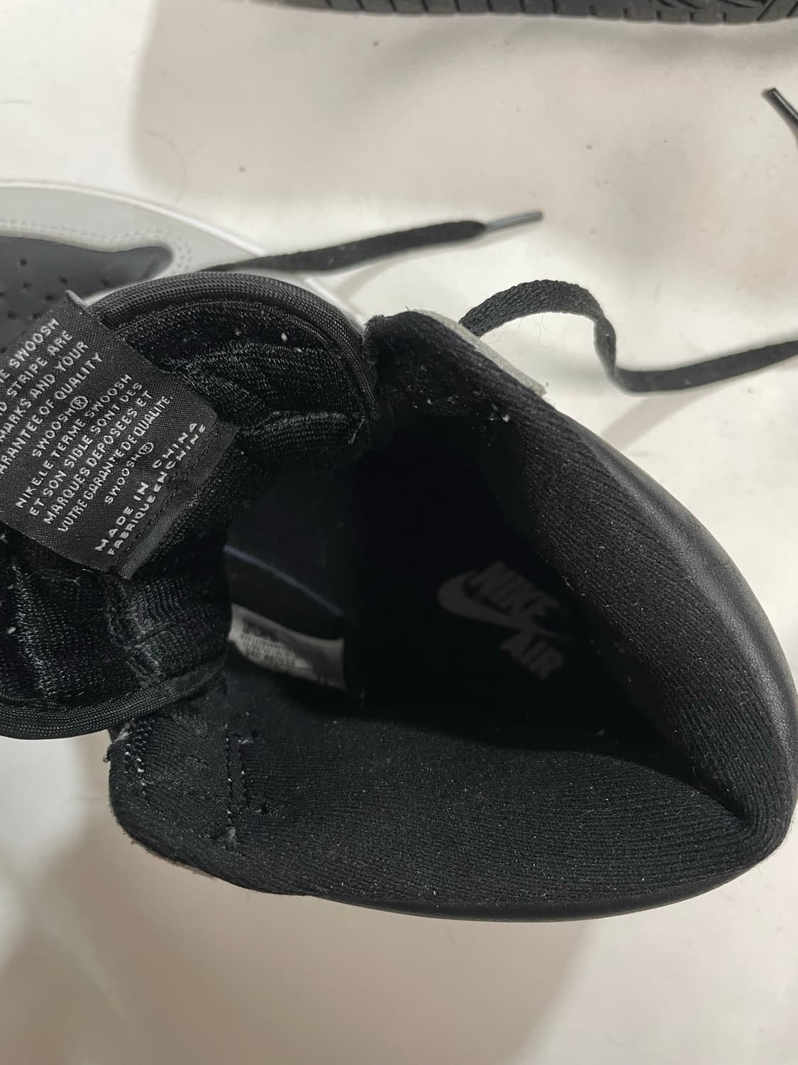 조던1 레트로 하이 OG 쉐도우 2.0 상품이미지6