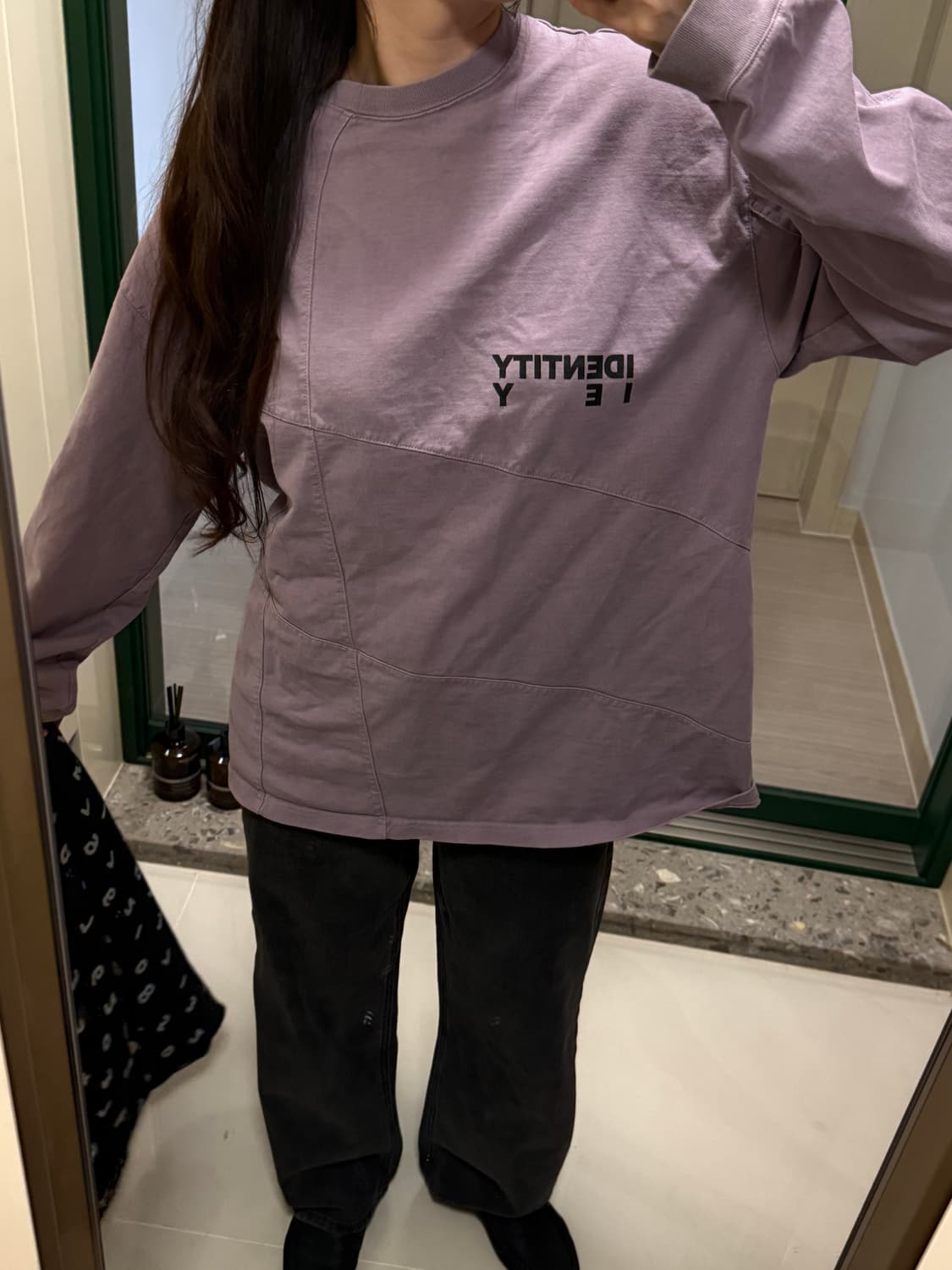 이에이 톤다운 퍼플 맨투맨 상품이미지2